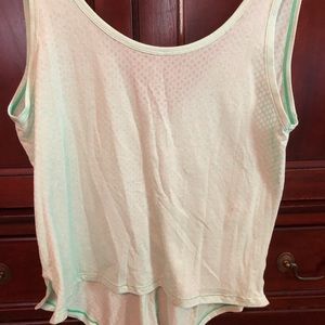 Lululemon tank top size 6
